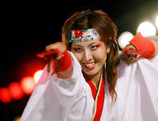 よさこい祭りは熱気でいっぱい。ソイャ!